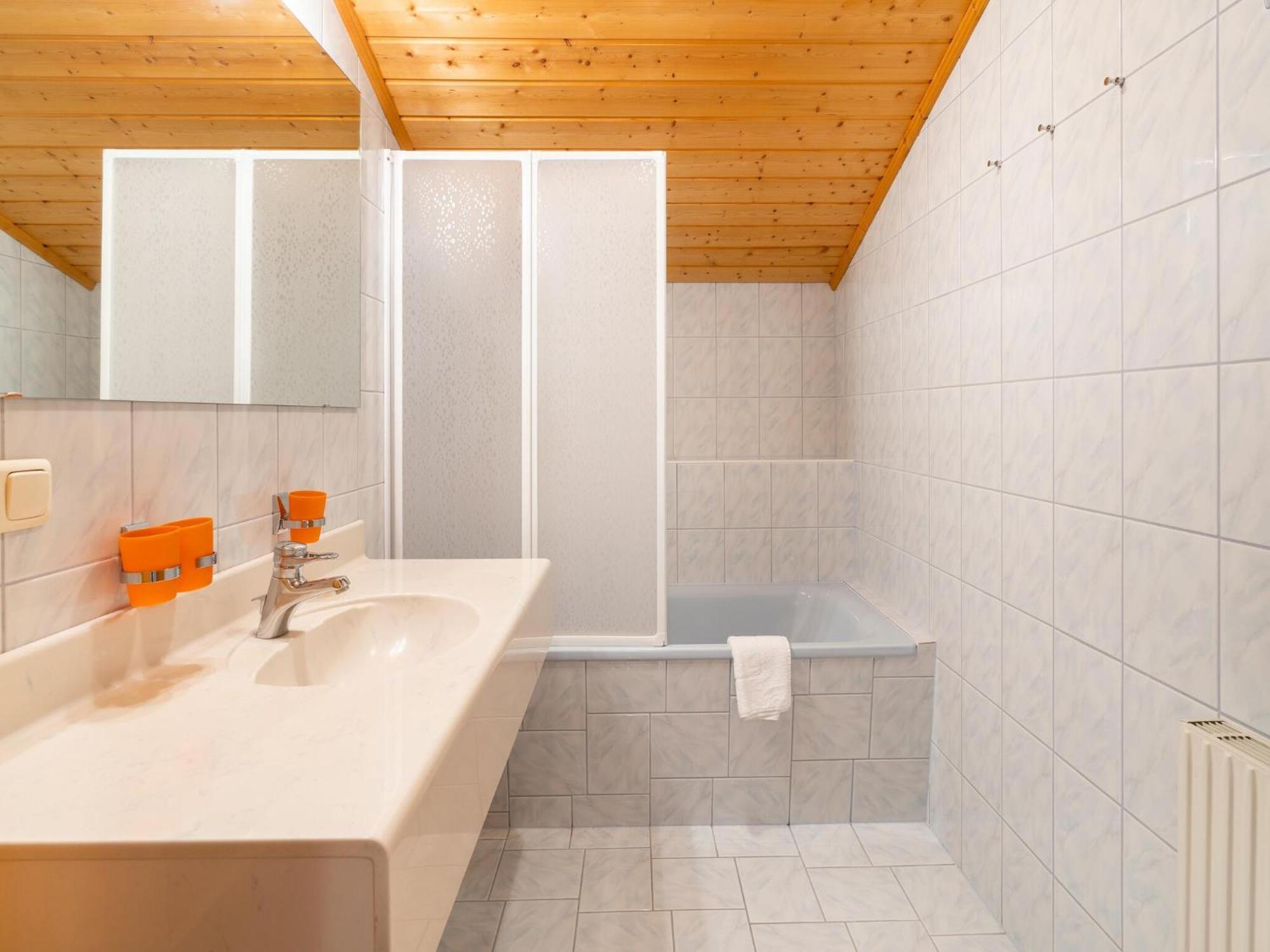 Beautiful Apartment In Mittersill With Balcony Bagian luar foto