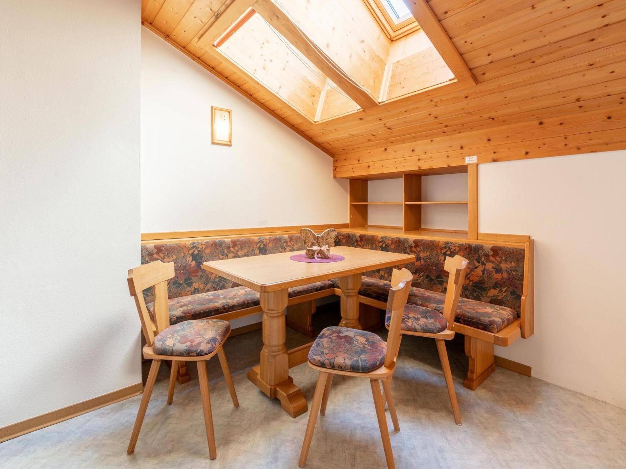 Beautiful Apartment In Mittersill With Balcony Bagian luar foto