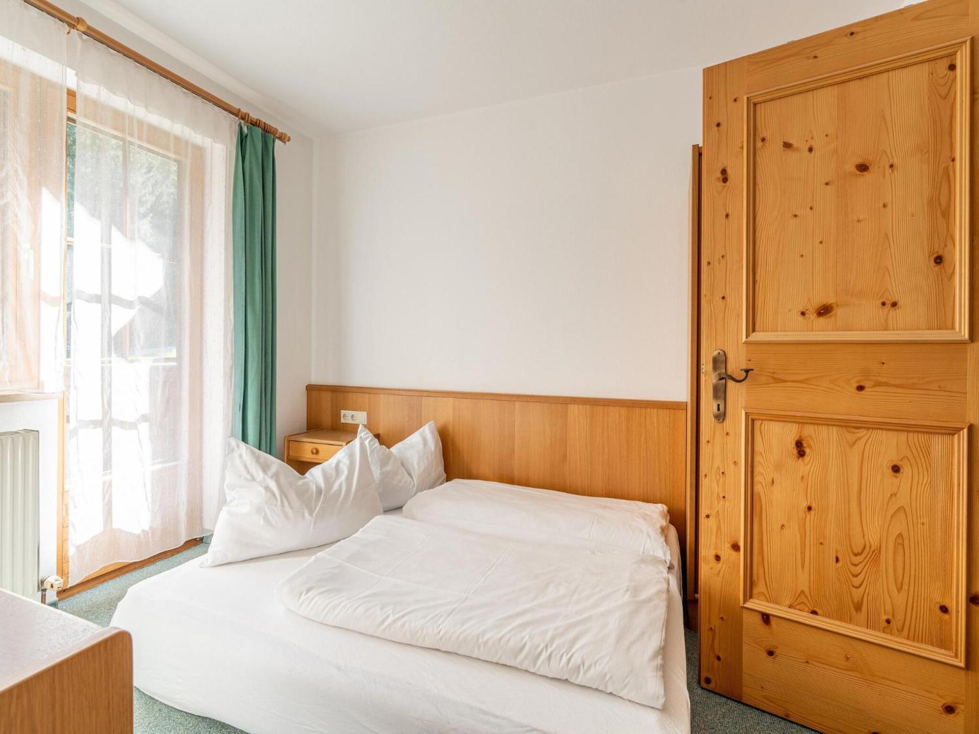 Beautiful Apartment In Mittersill With Balcony Bagian luar foto