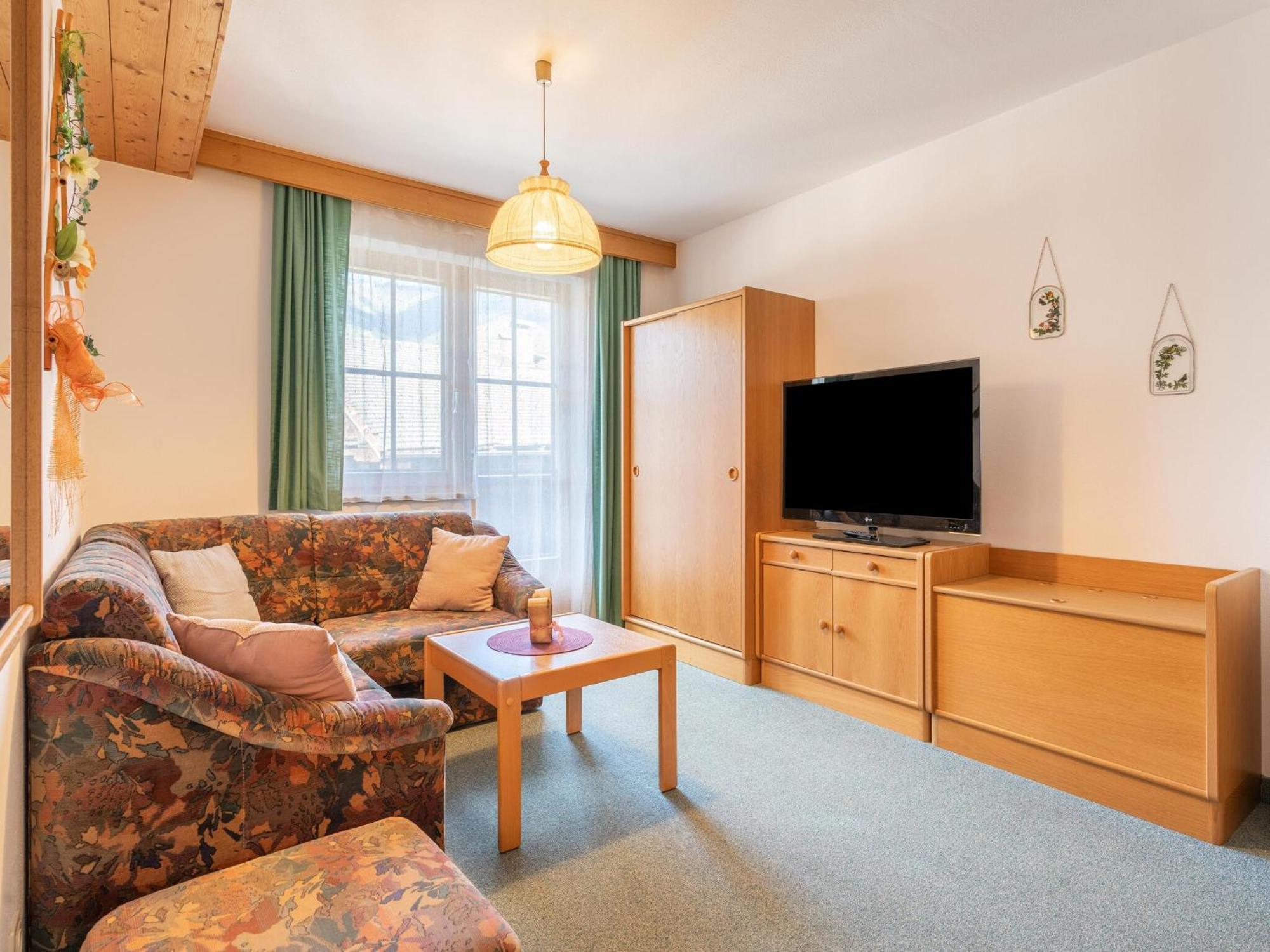 Beautiful Apartment In Mittersill With Balcony Bagian luar foto