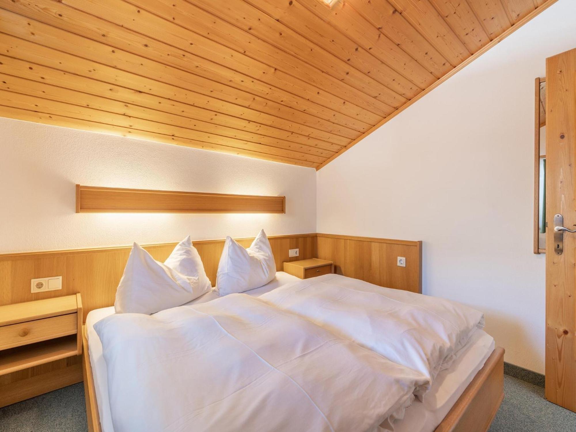 Beautiful Apartment In Mittersill With Balcony Bagian luar foto
